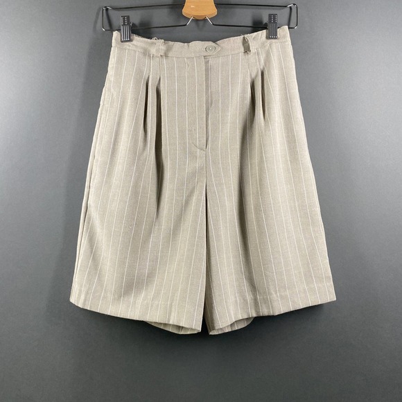 Vintage Pants - Elaine Benedict Vintage pleated High waisted short